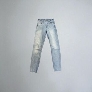 Old Navy Secret Slim Jeans SZ 4